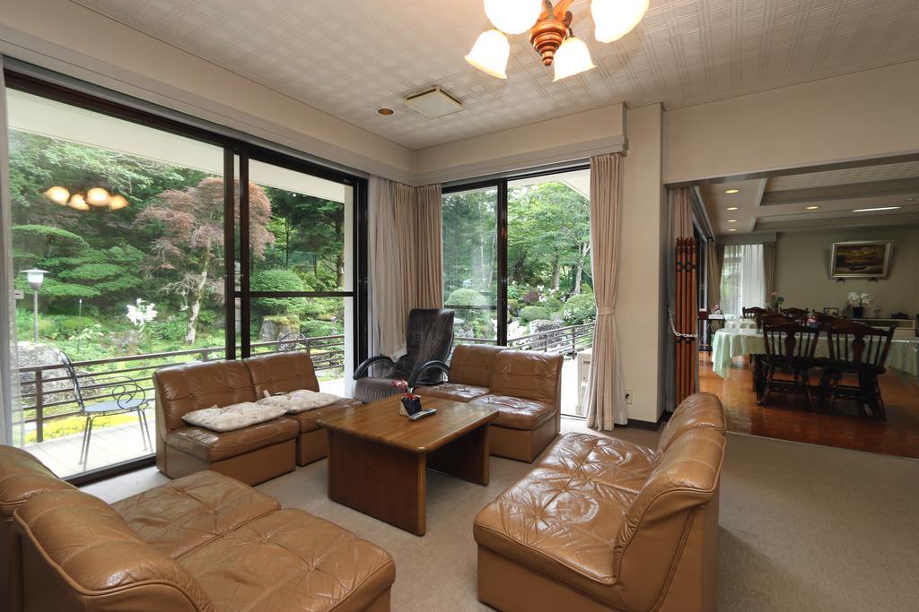 Teiensaryo Ryokan Yamanakako
